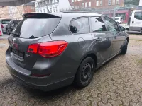 Gebraucht Opel Astra 125 PS (91 kW) 2011 Grau Kombi