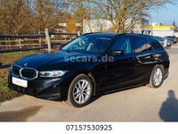 Gebraucht BMW 320 Sport Line 190 PS (139 kW) 2022 Saphirschwarz metallic Kombi