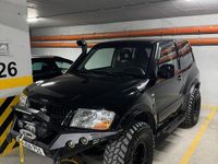 Second-hand Mitsubishi Pajero 2006 SUV
