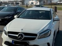 Gebraucht Mercedes A200 136 PS (100 kW) 2016 Weiß Kleinwagen