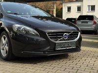 Gebraucht Volvo V40 You! 114 PS (83 kW) 2013 Schwarz Limousine