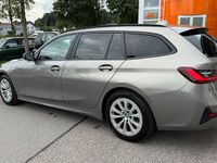 Gebraucht BMW 330 Advantage 286 PS (210 kW) 2022 Grau Limousine