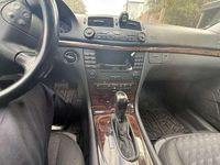 Gebraucht Mercedes E200 122 PS (89 kW) 2004 Grau Limousine