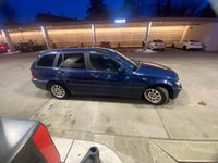 Gebraucht BMW 320 143 PS (105 kW) 2004 Blau Kombi