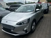 Gebraucht Ford Focus Cool & Connect 120 PS (88 kW) 2020 Silber Kombi