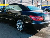Gebraucht Mercedes E250 Avantgarde 207 PS (152 kW) 2010 Schwarz Cabrio