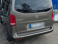 Gebraucht Mercedes V220 163 PS (119 kW) 2015 Grau Van / Kleinbus