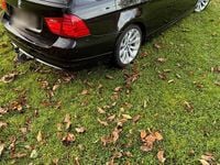 Gebraucht BMW 330 245 PS (180 kW) 2010 Schwarz Kombi
