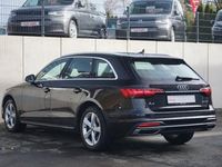 Gebraucht Audi A4 Sport 190 PS (139 kW) 2019 Mythosschwarz metallic Kombi
