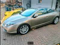 Gebraucht Renault Laguna Coupé 238 PS (175 kW) 2009 Gold Coupé