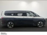 Usata VW T7 Style 150 CV (110 kW) 2025 Blu Furgone