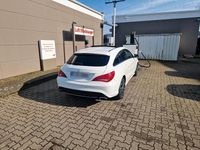Gebraucht Mercedes CLA220 177 PS (130 kW) 2015 Weiß Limousine