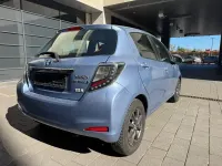 Gebraucht Toyota Yaris 101 PS (74 kW) 2013 Blau Kleinwagen