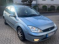 Gebraucht Ford Focus 116 PS (85 kW) 2004 Blau Kleinwagen