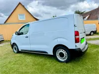 Gebraucht Opel Vivaro-e Combi 120 PS (88 kW) 2021 Weiß Van / Kleinbus
