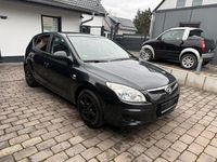 Gebraucht Hyundai i30 109 PS (80 kW) 2008 Schwarz Limousine