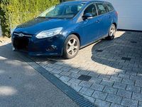 Używany Ford Focus Trend 116 KM (85 kW) 2012 Niebieski Sedan/Limuzyna