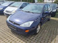 Gebraucht Ford Focus Trend 101 PS (74 kW) 2001 Blau Limousine