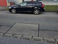 Gebraucht Volvo V60 Momentum 140 PS (102 kW) 2012 Kombi