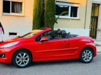 Gebraucht Peugeot 207 CC 120 PS (88 kW) 2012 Rot Cabrio