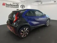 Gebraucht Toyota Aygo X Pulse 72 PS (52 kW) 2023 Juniper blue (8y8)/ black mica (209) SUV