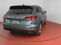 Gebraucht VW Touareg R-line 340 PS (250 kW) 2021 Siliziumgrau metallic (metallic) SUV