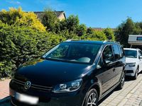 Gebraucht VW Touran 105 PS (77 kW) 2012 Schwarz Van / Kleinbus