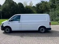 Gebraucht VW Transporter 102 PS (75 kW) 2019 Weiß Van