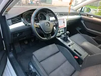 Gebraucht VW Passat 150 PS (110 kW) 2018 Weiß Kombi