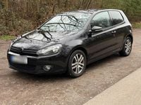 Gebraucht VW Golf VI 105 PS (77 kW) 2010 Schwarz Kleinwagen