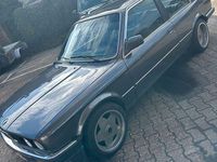 Gebraucht BMW 323 Performance 139 PS (102 kW) 1983 Grau Coupé