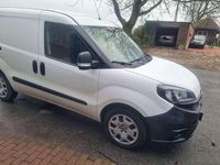 Gebraucht Fiat Doblò 80 PS (58 kW) 2018 Weiß Van / Kleinbus