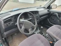 Second-hand VW Vento 75 CP (55 kW) 1996 Verde Berlinǎ