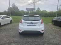 Gebraucht Ford Fiesta Titanium 97 PS (71 kW) 2012 Weiß Limousine