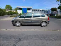 Gebraucht Citroën Xsara Picasso Tendance 109 PS (80 kW) 2009 Braun Van / Kleinbus