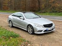 Gebraucht Mercedes E350 AMG 231 PS (169 kW) 2009 Silber Coupé