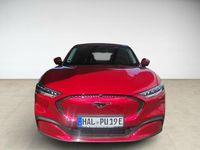 Gebraucht Ford Mustang Mach-E 216 kW (294 PS) 2023 Rot / lucid rot (metallic) SUV