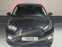 Gebraucht Ford Focus Titanium 150 PS (110 kW) 2014 Schwarz Limousine