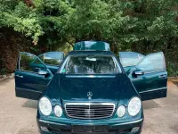 Gebraucht Mercedes E500 306 PS (225 kW) 2002 Grün Limousine