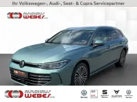 Gebraucht VW Passat Elegance 150 PS (110 kW) 2024 Andere farbe Kombi