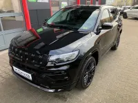 Gebraucht Jeep Compass Altitude 131 PS (96 kW) 2024 Solid black SUV
