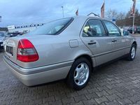 Gebraucht Mercedes C220 Elegance 150 PS (110 kW) 1994 Braun Limousine