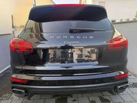 Second-hand Porsche Cayenne 262 CP (192 kW) 2014 Negru SUV