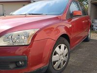 Gebraucht Ford Focus 101 PS (74 kW) 2008 Rot Limousine