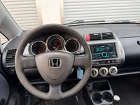 Gebraucht Honda Jazz Cool 77 PS (56 kW) 2006 Rot Kleinwagen