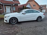 Gebraucht Mercedes E200 184 PS (135 kW) 2015 Weiß Coupé