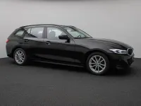 Gebraucht BMW 318 Shadowline 150 PS (110 kW) 2023 Schwarz Kombi