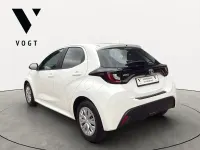 Gebraucht Toyota Yaris 72 PS (52 kW) 2023 Weiß Kleinwagen