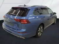Gebraucht VW Golf VIII Goal 150 PS (110 kW) 2025 Blau Kombi