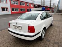gebraucht VW Passat 1.6 Limousine Katastrophenschutz Rotes Kreuz